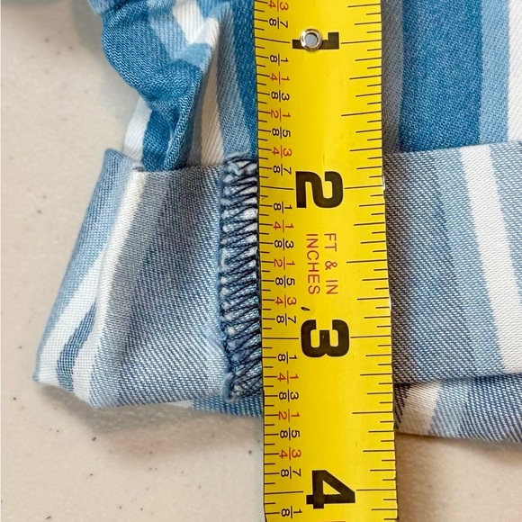 NWT Show Me Your Mumu Chloe Shorts Sydney Stripe Size S - Picture 7 of 10